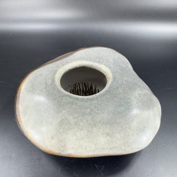2006 Vintage Pottery Ceramic Ikevana Flower Frog Metal Center Rock Style Glaze - Picture 15 of 16